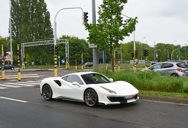 Ferrari 488 Pista