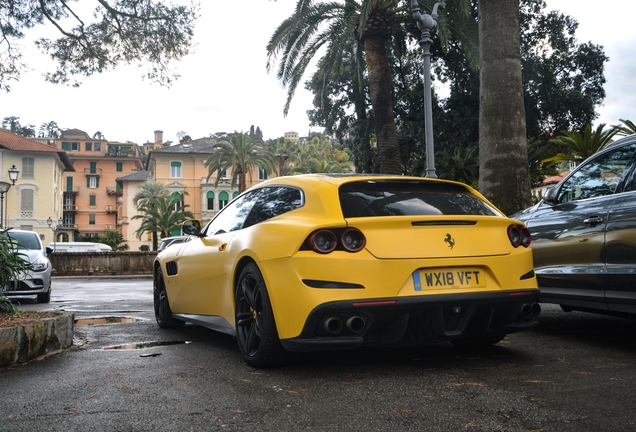 Ferrari GTC4Lusso