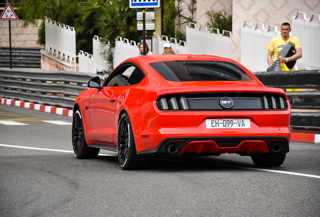 Ford Mustang GT 2015