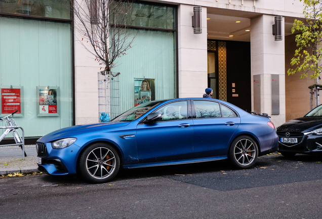 Mercedes-AMG E 63 S W213 2021