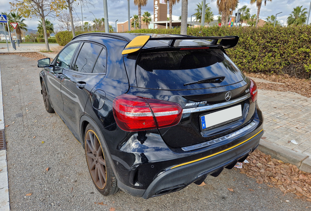 Mercedes-AMG GLA 45 X156 Yellow Night Edition