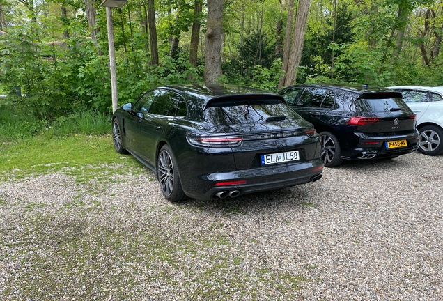 Porsche 971 Panamera Turbo Sport Turismo