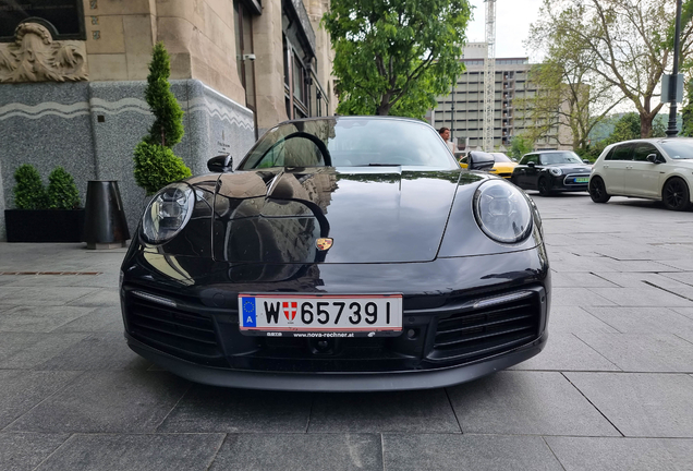 Porsche 992 Carrera S Cabriolet