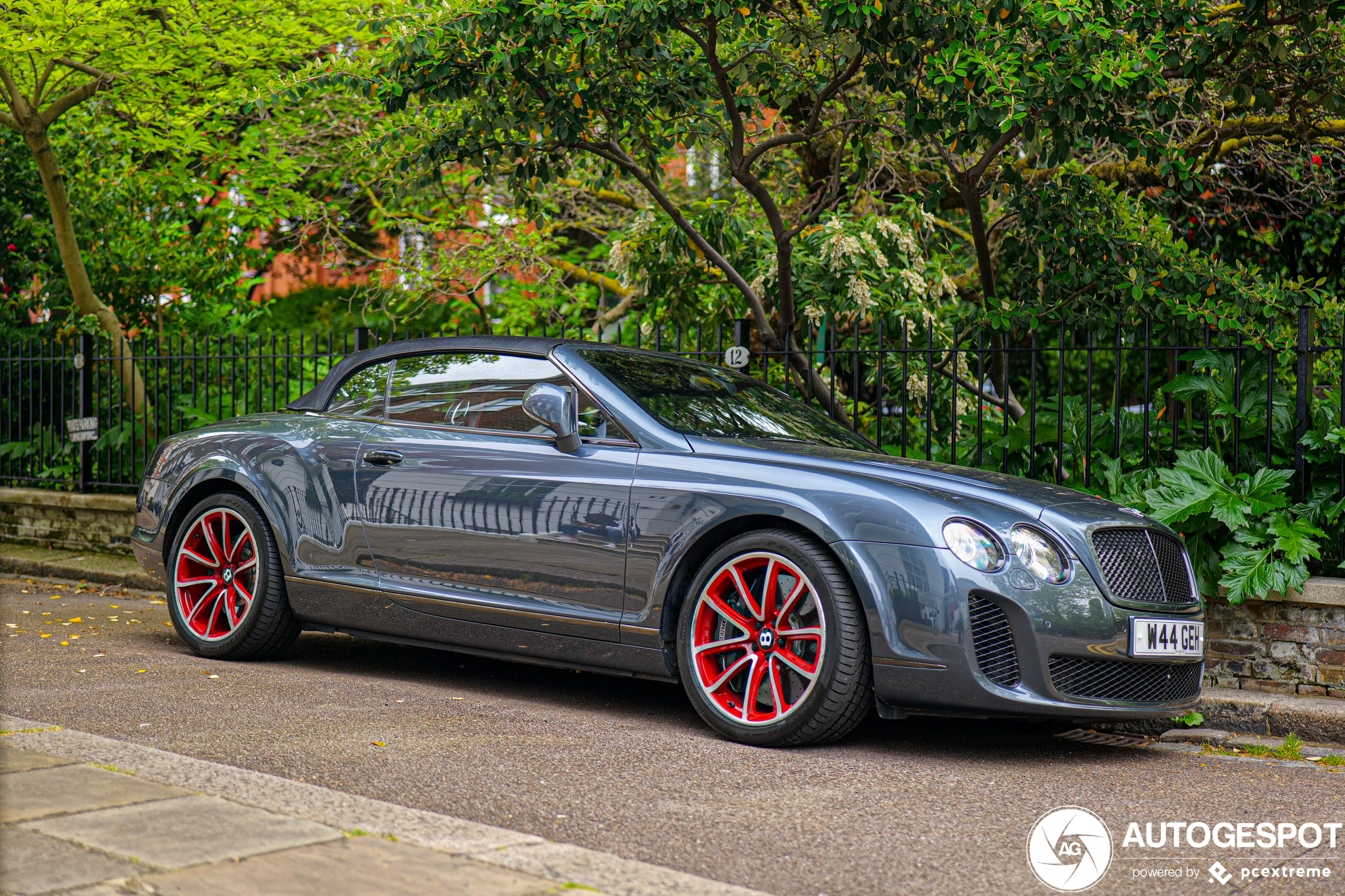 Bentley Continental Supersports Convertible ISR