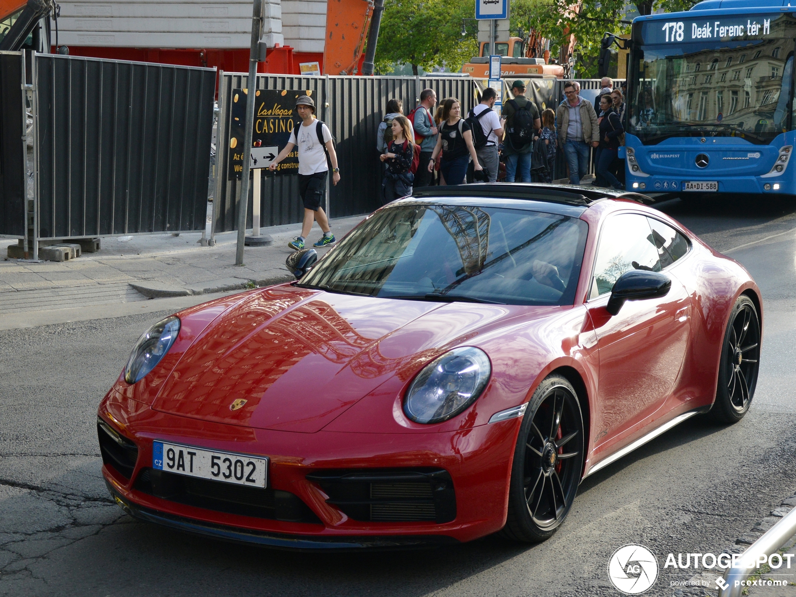 Porsche 992 Carrera GTS