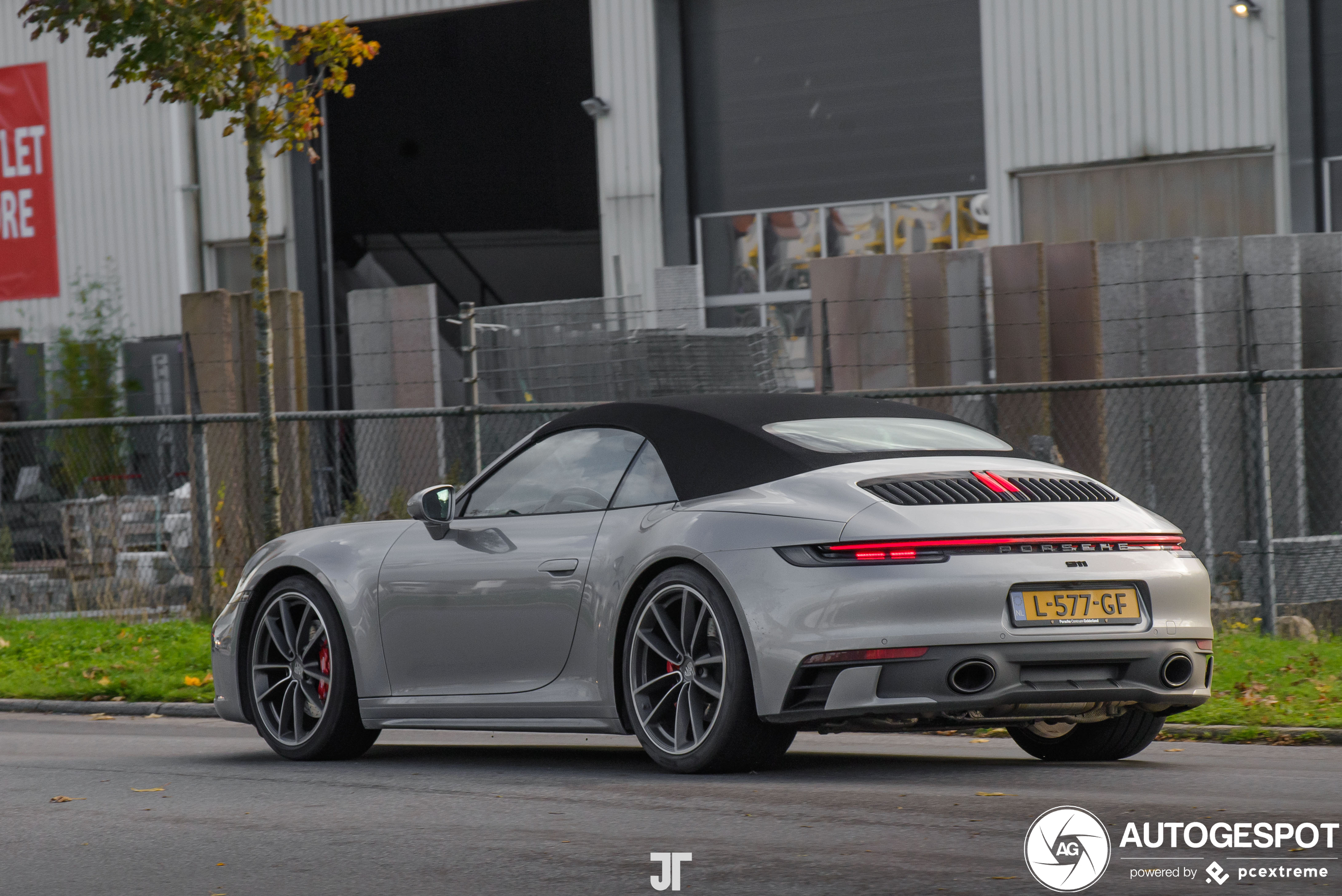 Porsche 992 Carrera 4S Cabriolet