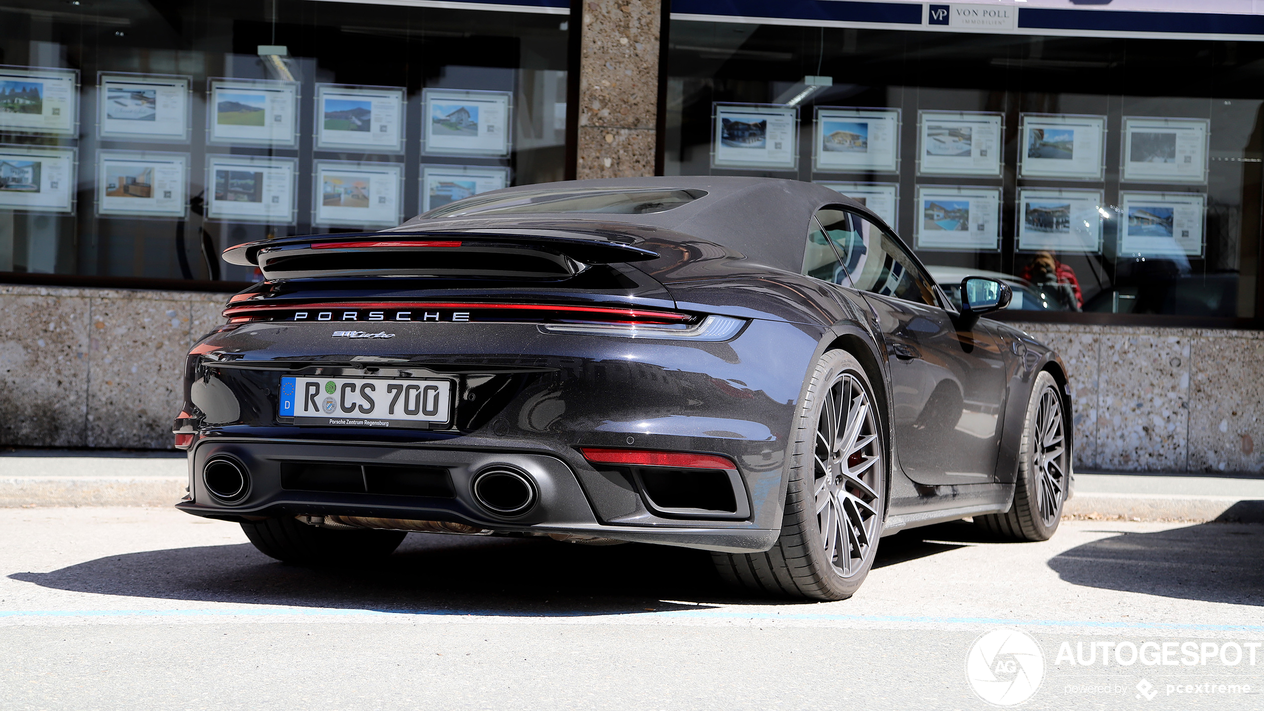 Porsche 992 Turbo Cabriolet