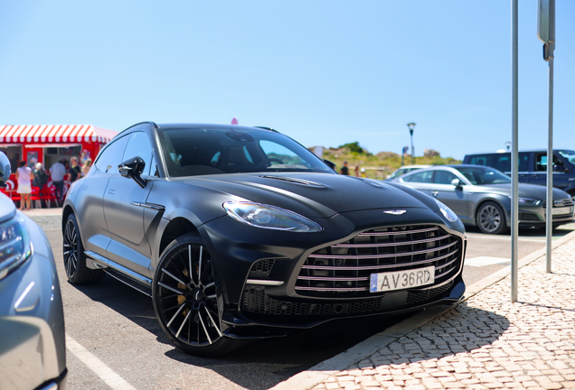 Aston Martin DBX707