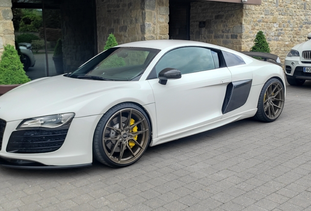 Audi R8 V10