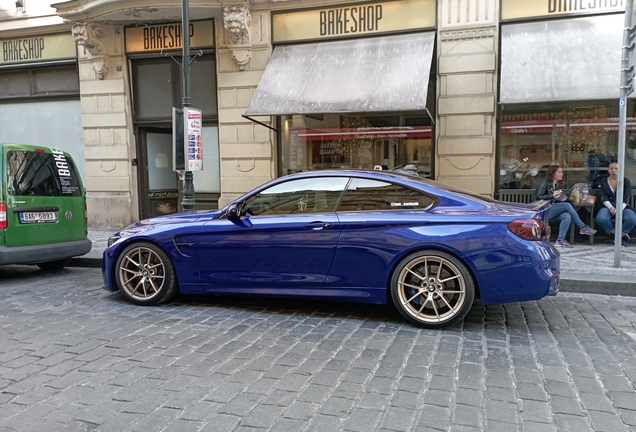 BMW M4 F82 CS