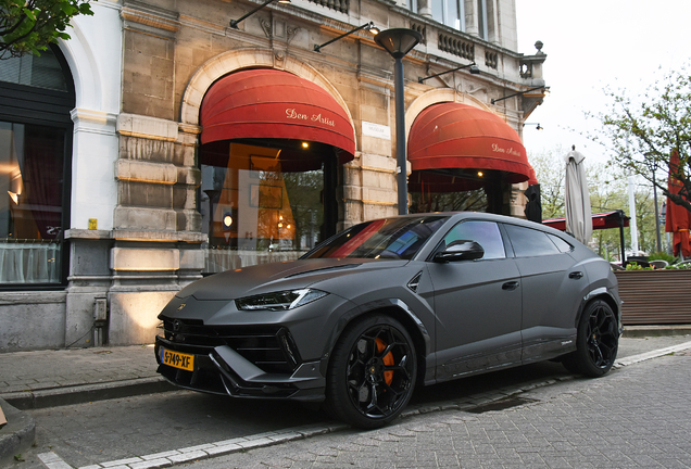 Lamborghini Urus Performante