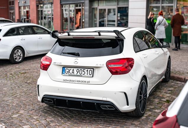 Mercedes-AMG A 45 W176 2015