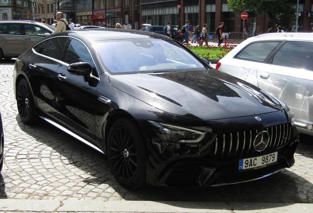 Mercedes-AMG GT 63 S X290