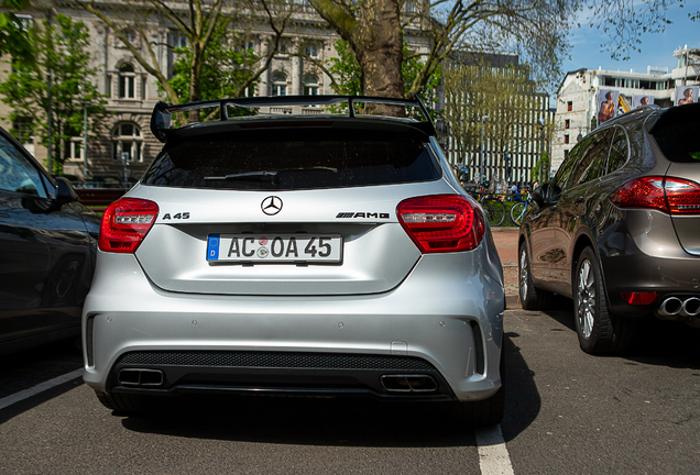 Mercedes-Benz A 45 AMG