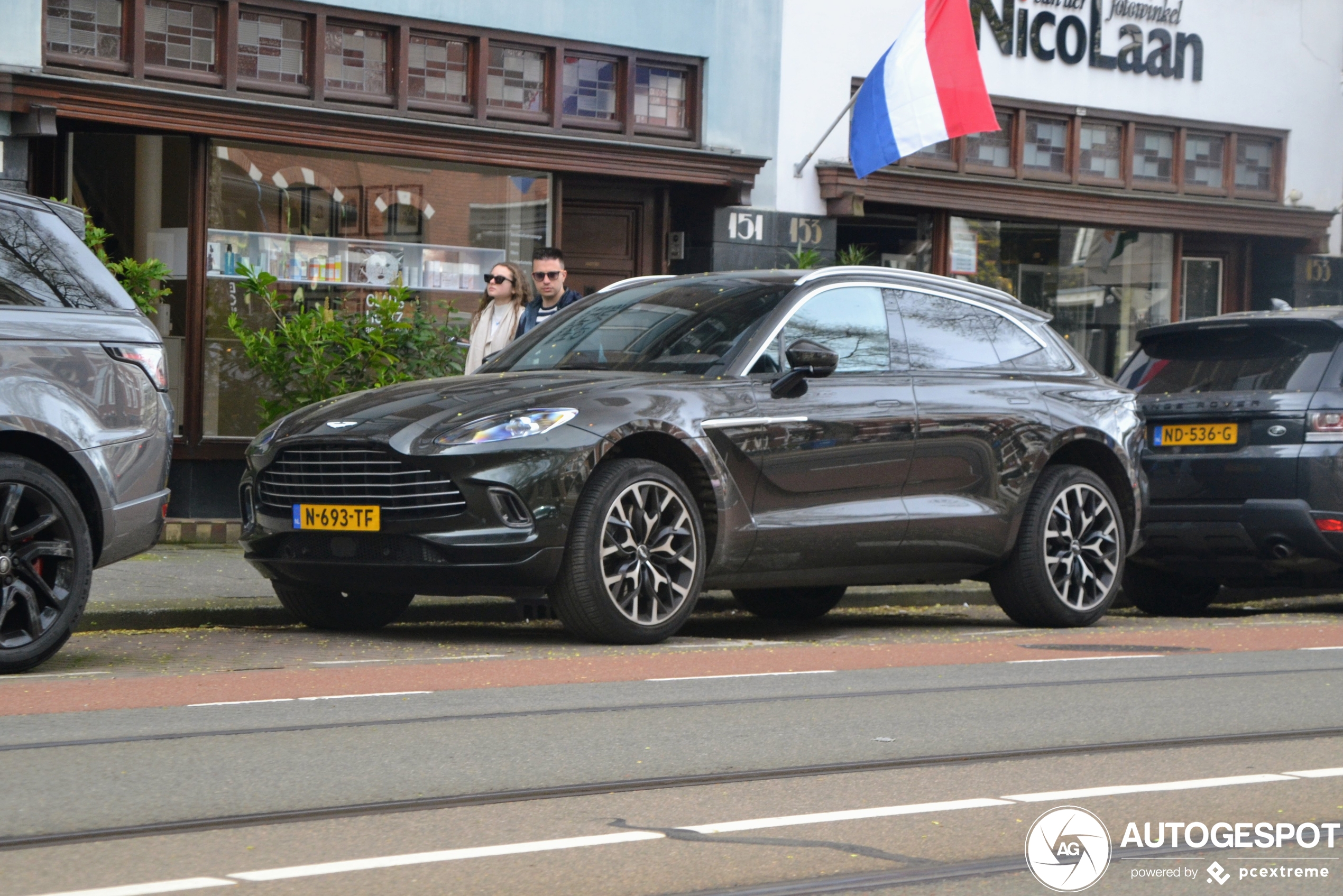 Aston Martin DBX