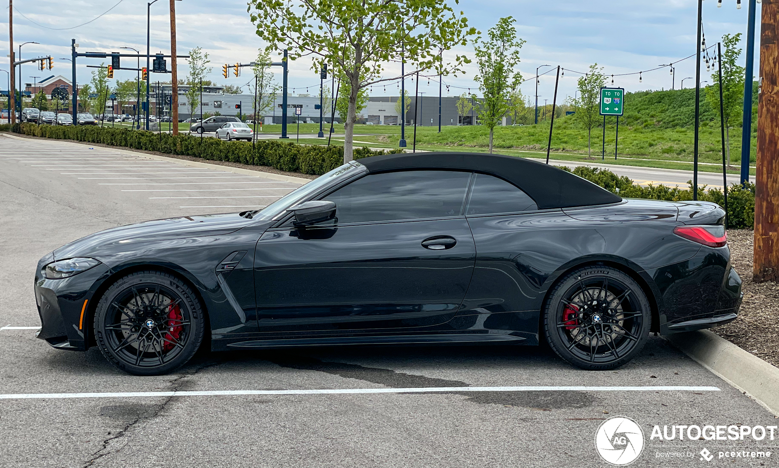 BMW M4 G83 Convertible Competition