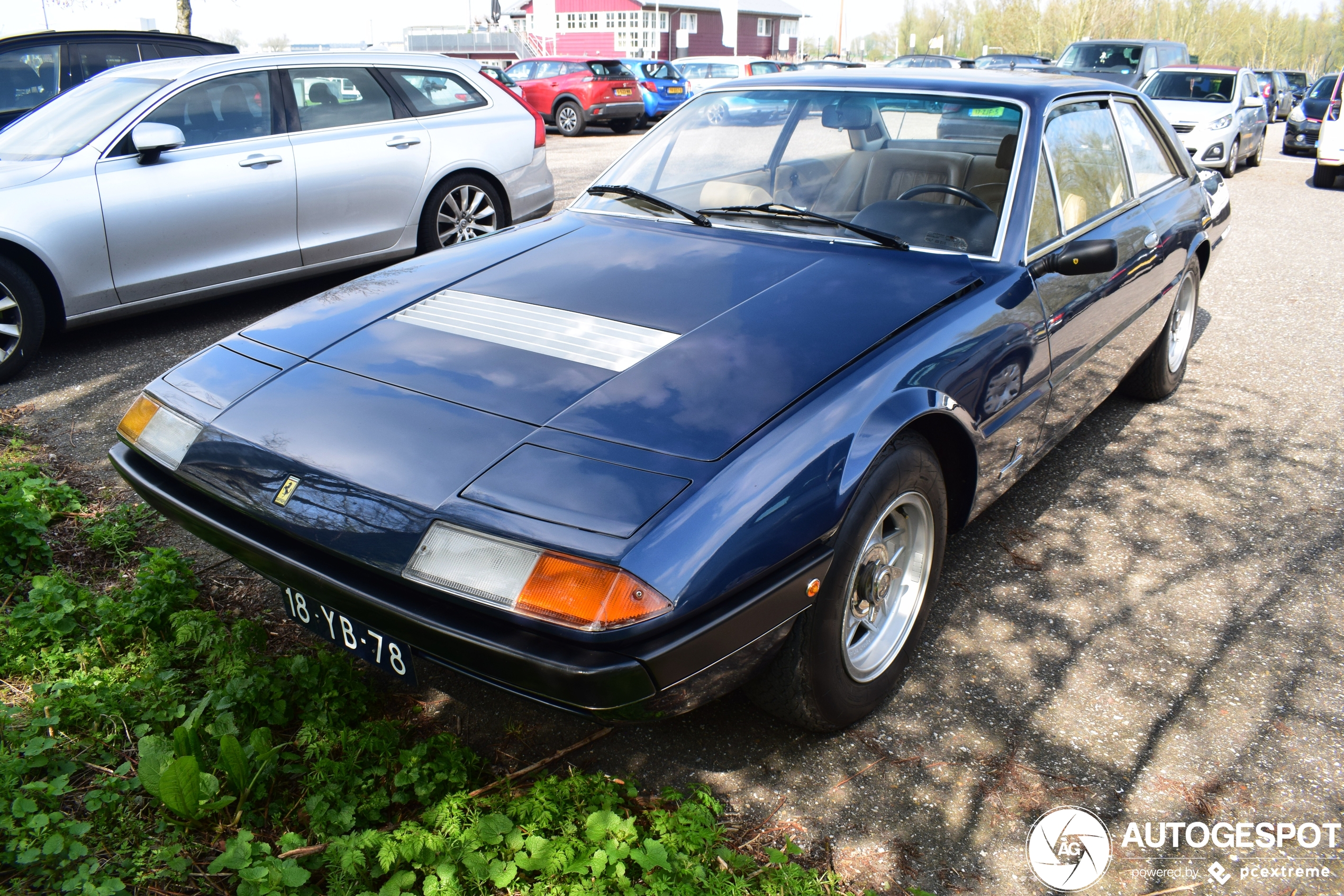 Ferrari 365 GT4 2+2