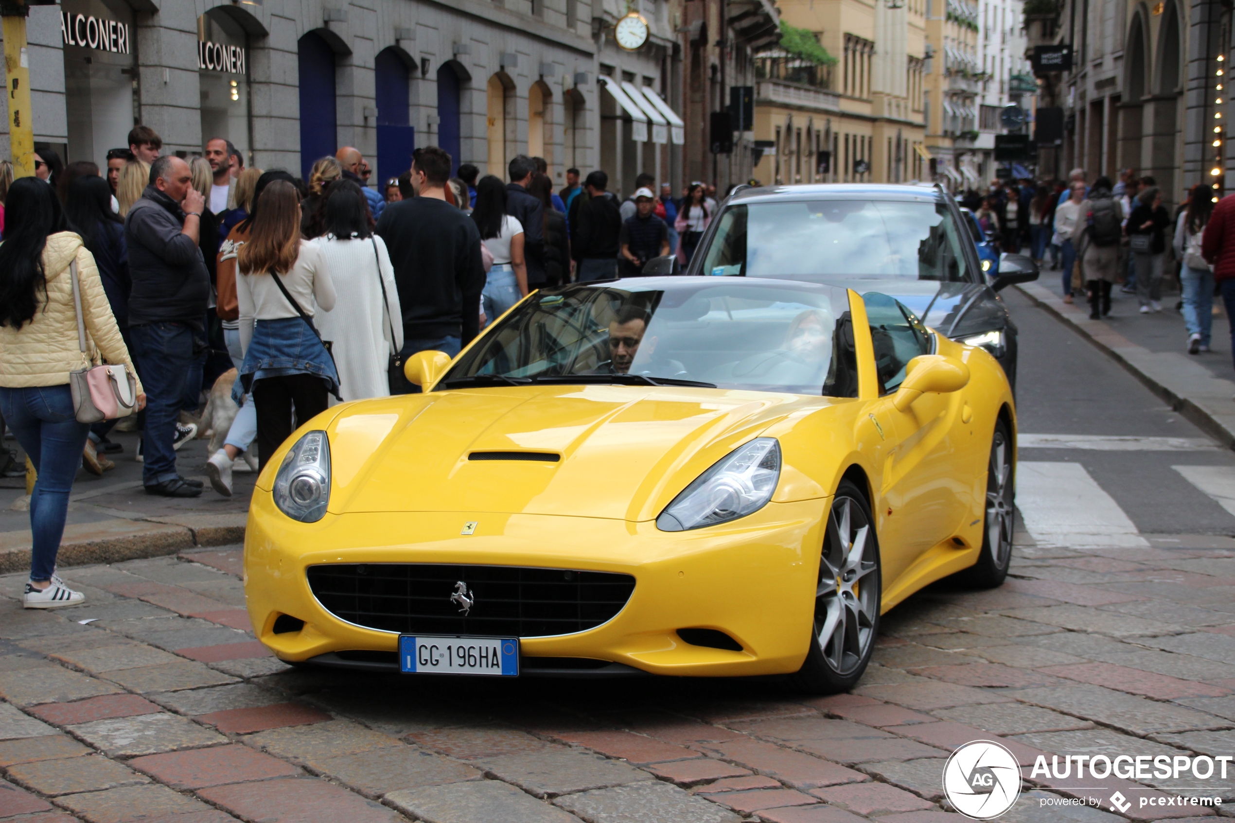 Ferrari California