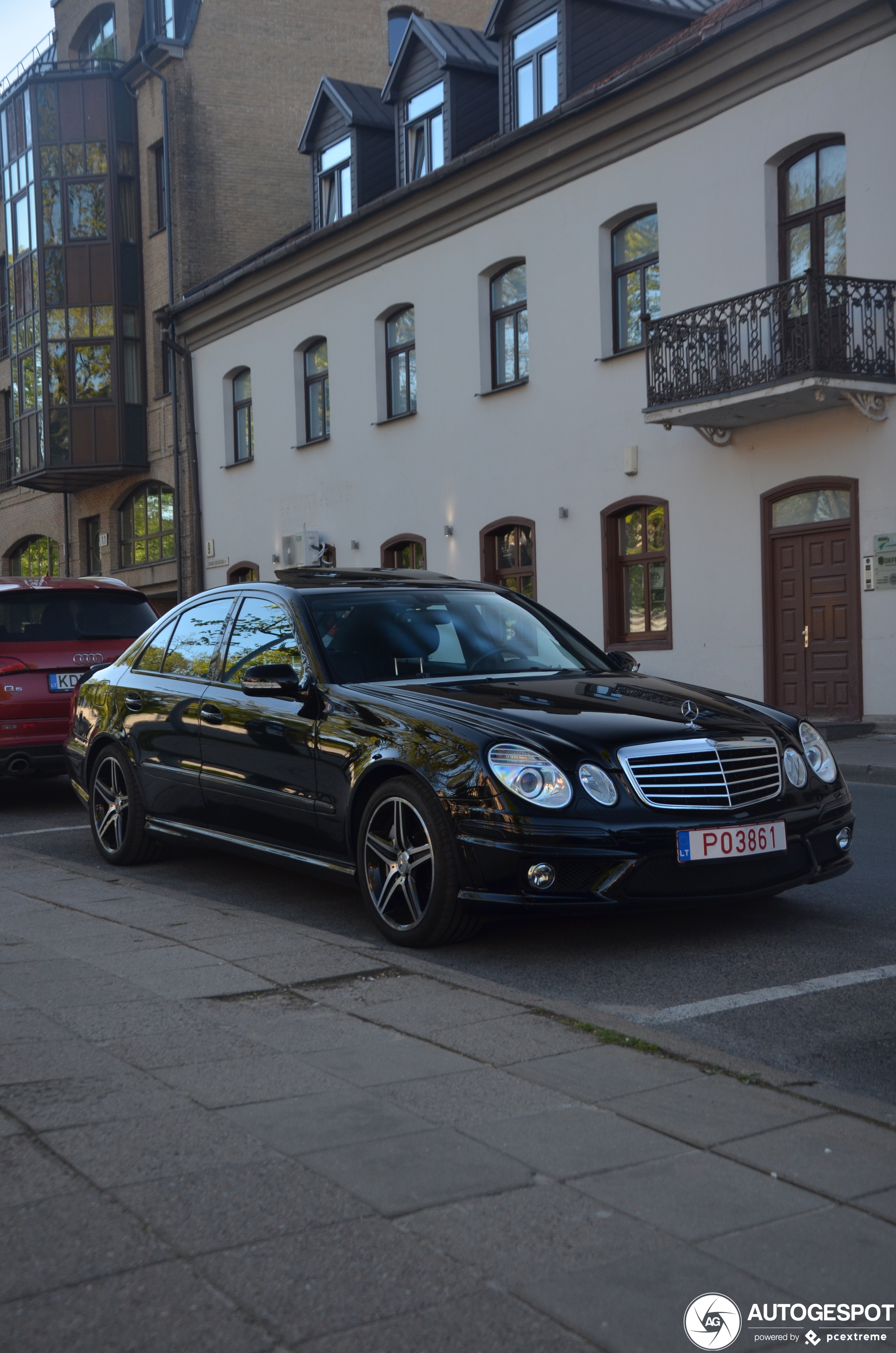 Mercedes-Benz E 63 AMG