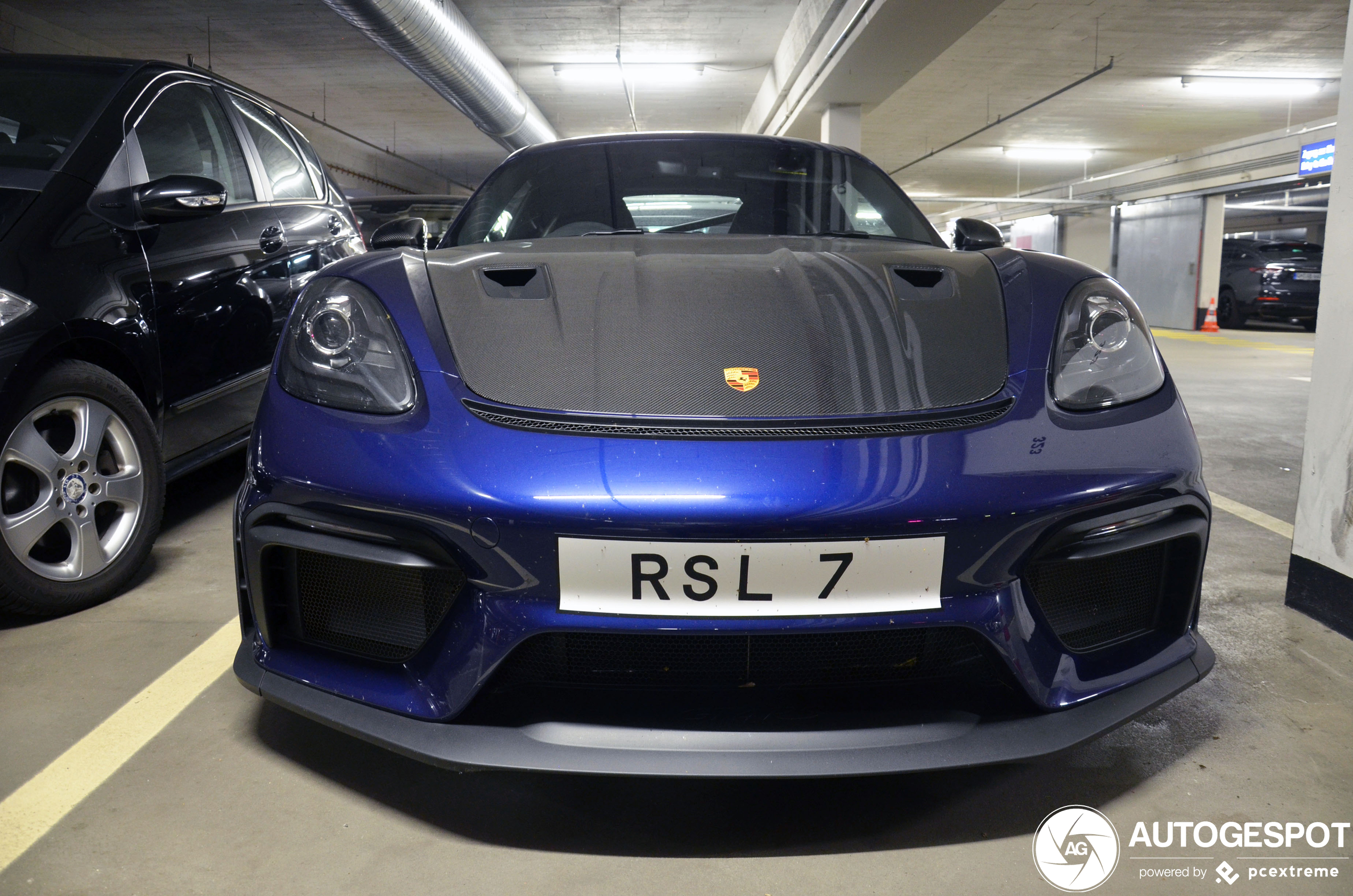 Porsche 718 Cayman GT4 RS Weissach Package