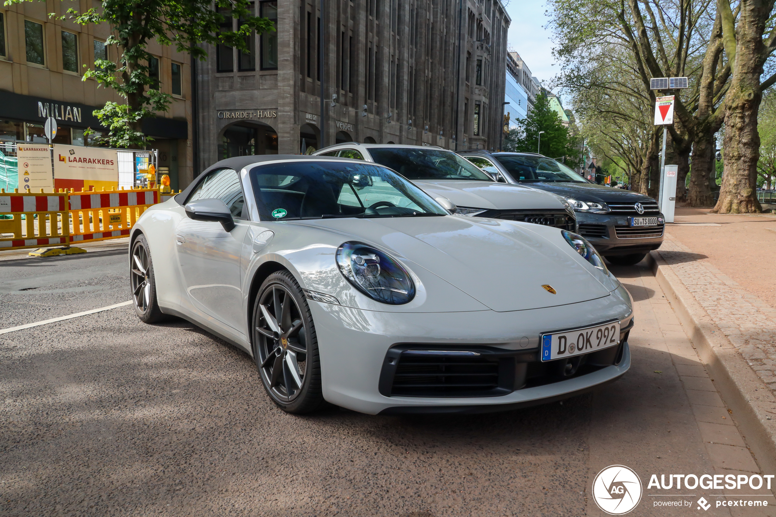 Porsche 992 Carrera 4S Cabriolet