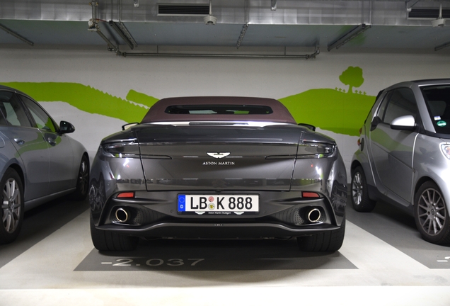 Aston Martin DB11 V8 Volante