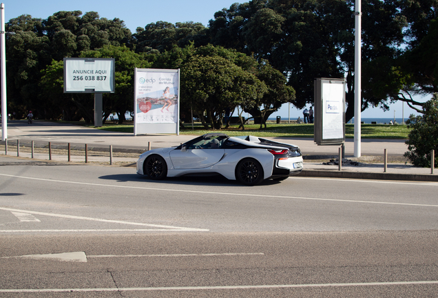 BMW i8 Roadster