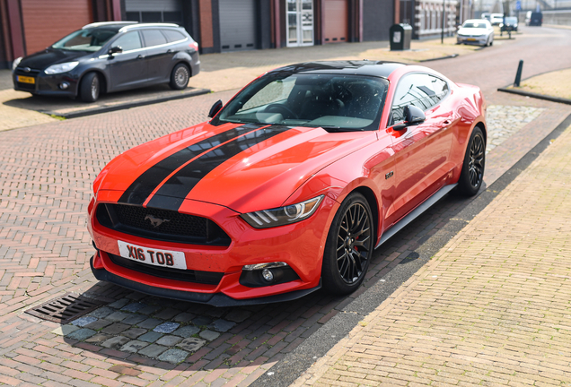 Ford Mustang GT 2015