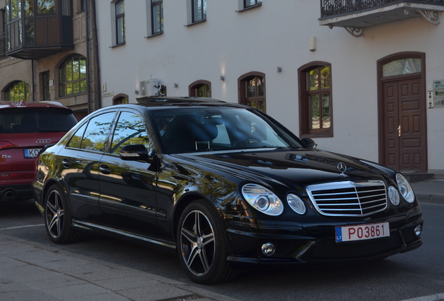 Mercedes-Benz E 63 AMG