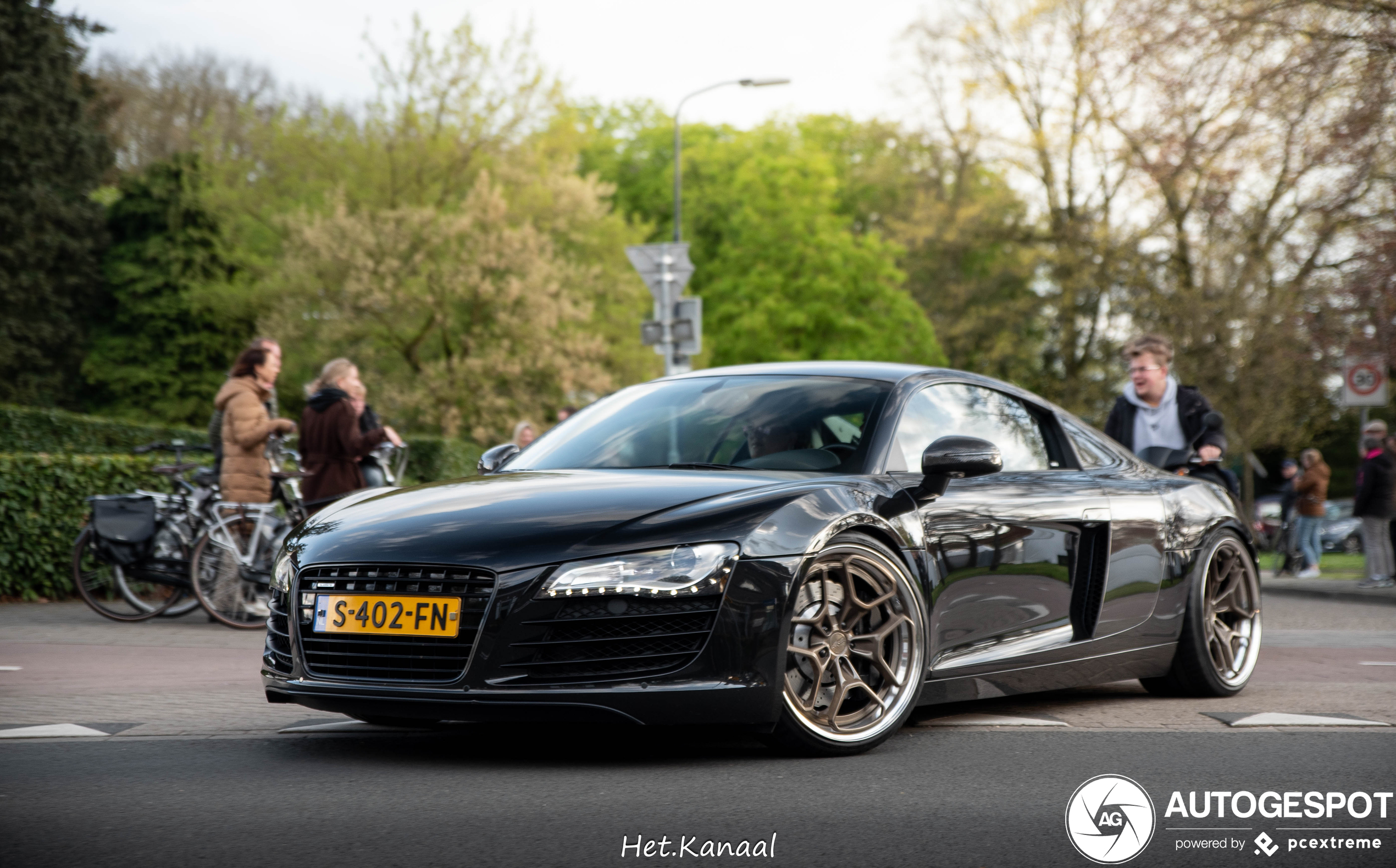 Audi R8