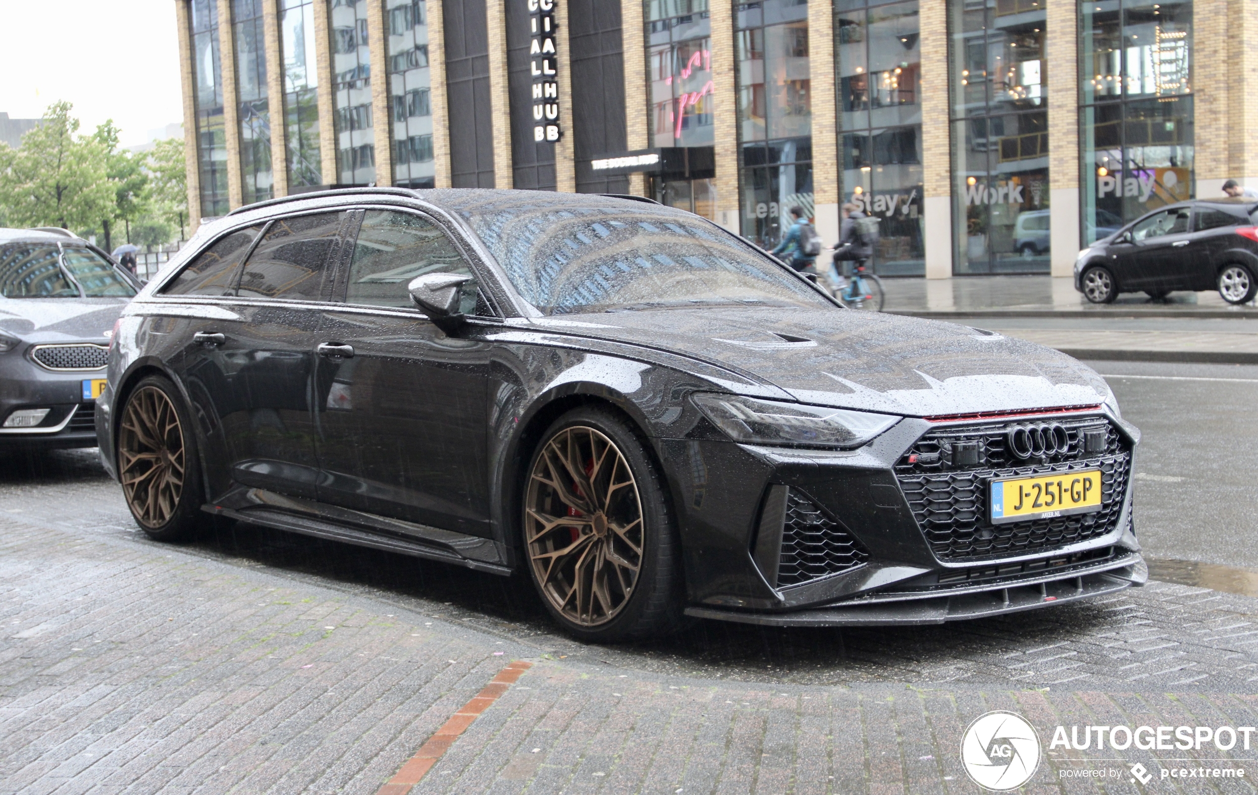 Audi RS6 Avant C8 Urban