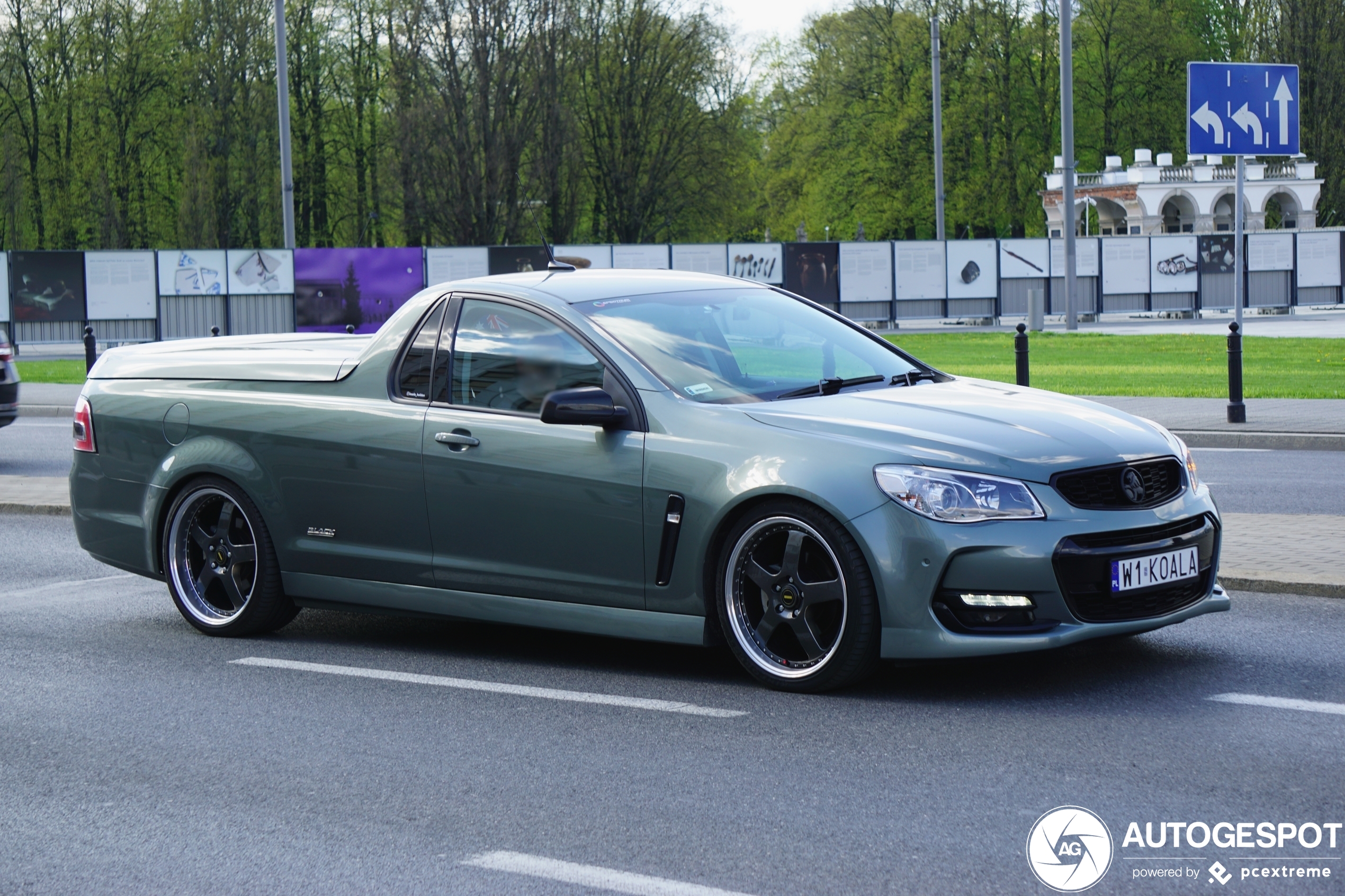 Holden VF Series II Ute SV6 Black Edition