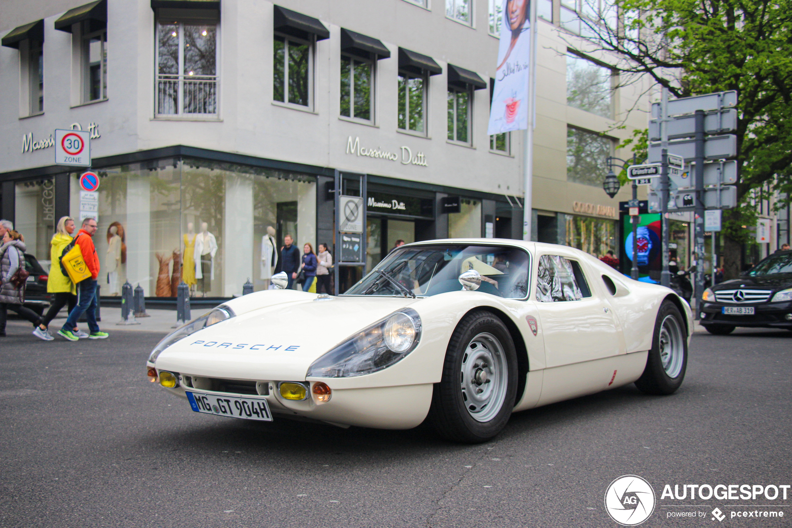 Porsche 904 Carrera GTS