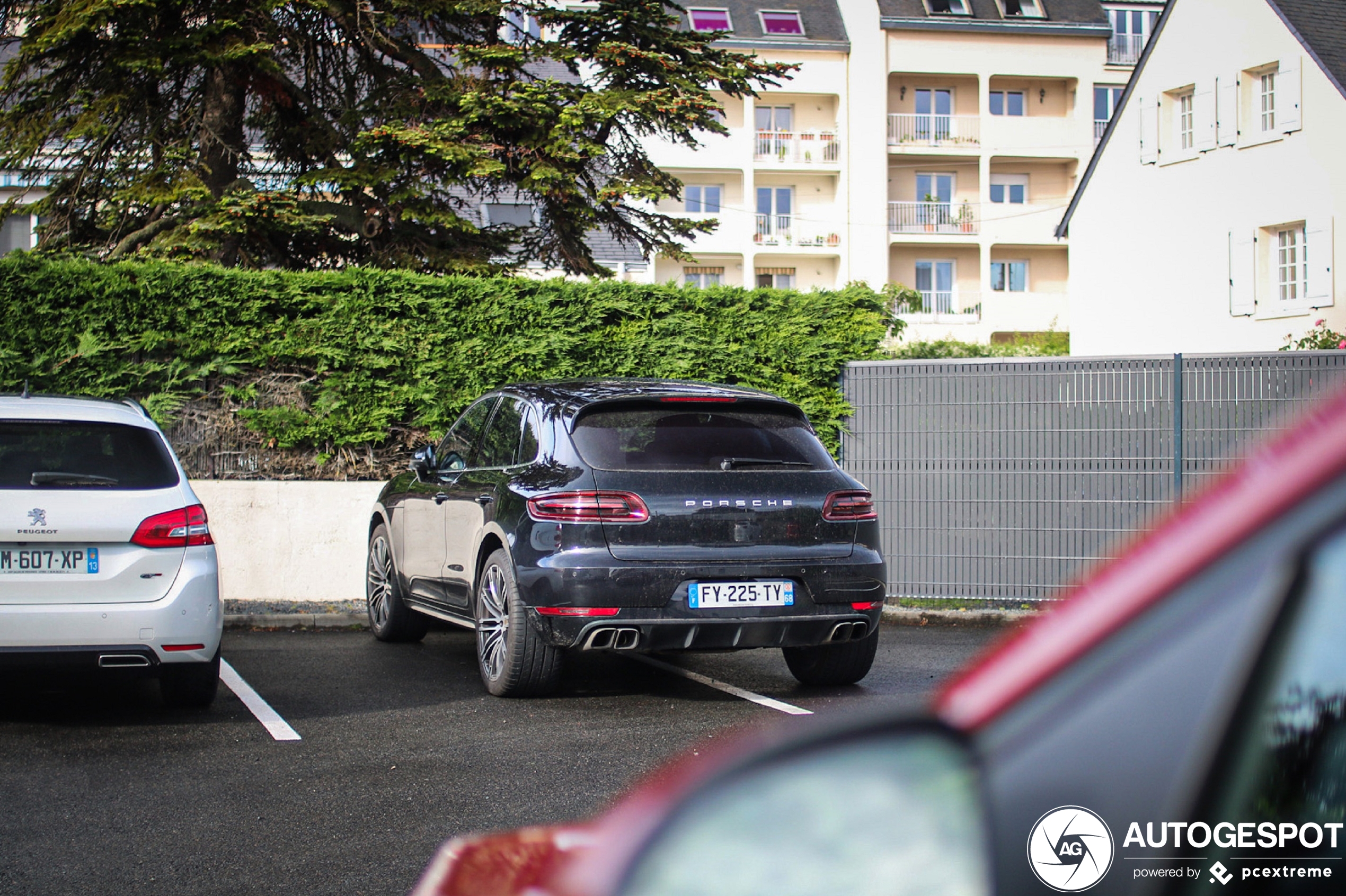 Porsche 95B Macan Turbo