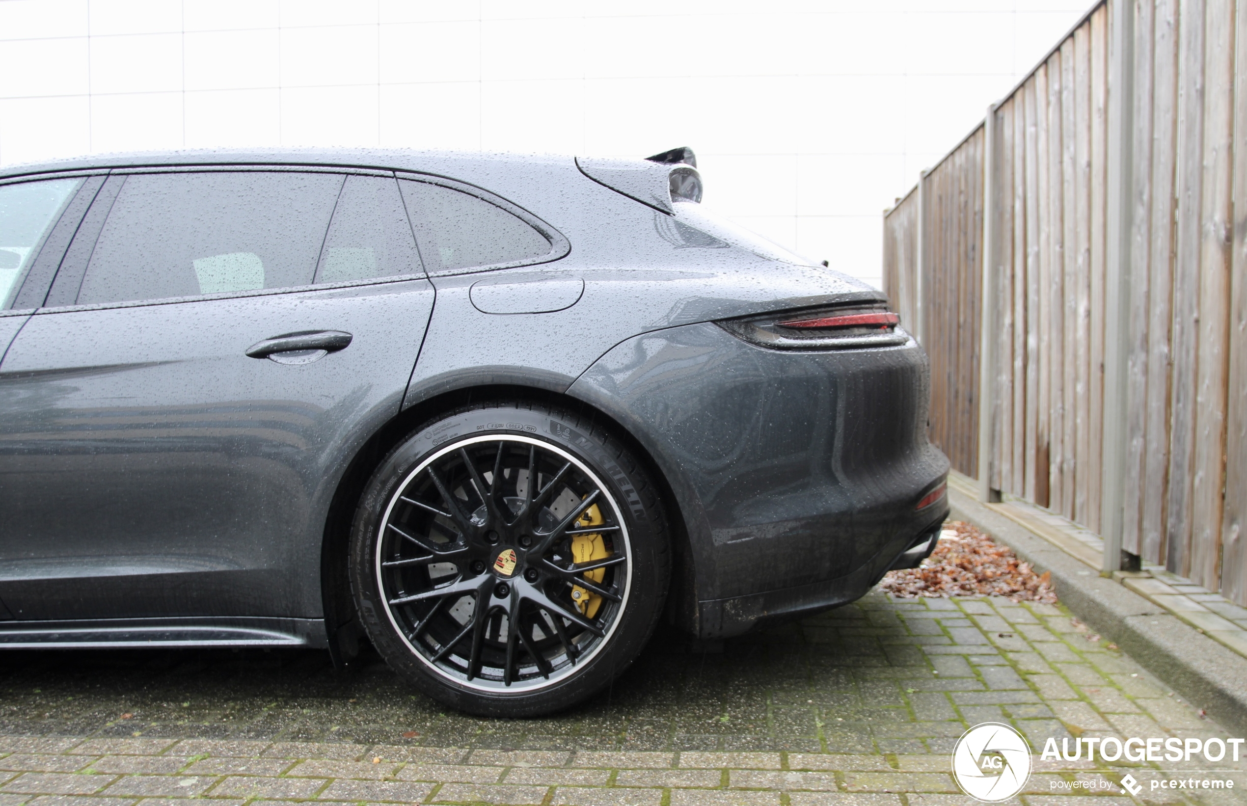 Porsche 971 Panamera Turbo S E-Hybrid Sport Turismo