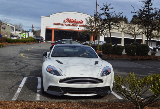 Aston Martin Vanquish 2013