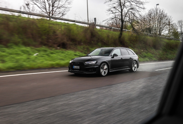 Audi RS4 Avant B9