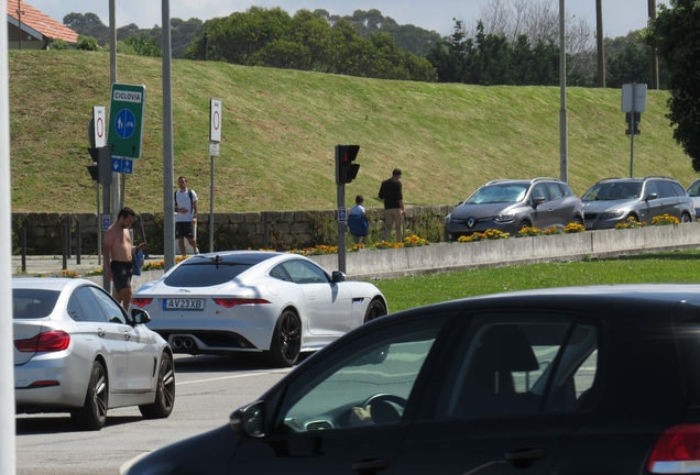 Jaguar F-TYPE S Coupé