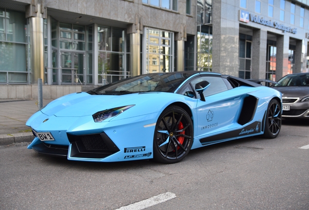 Lamborghini Aventador LP700-4 Roadster Pirelli Edition