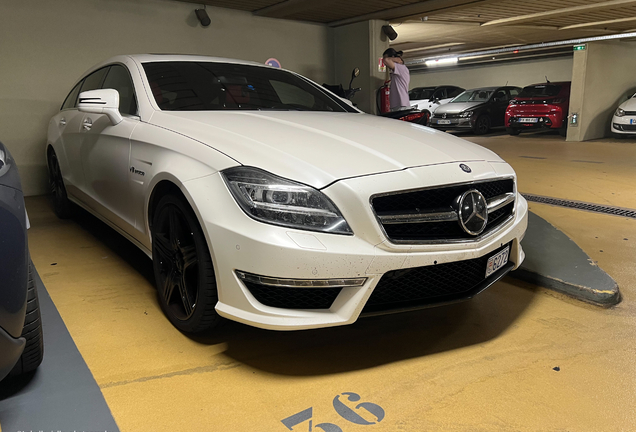 Mercedes-Benz CLS 63 AMG S X218 Shooting Brake