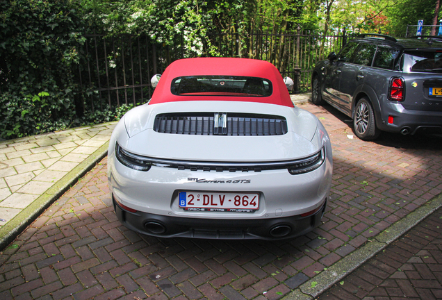 Porsche 992 Carrera 4 GTS Cabriolet