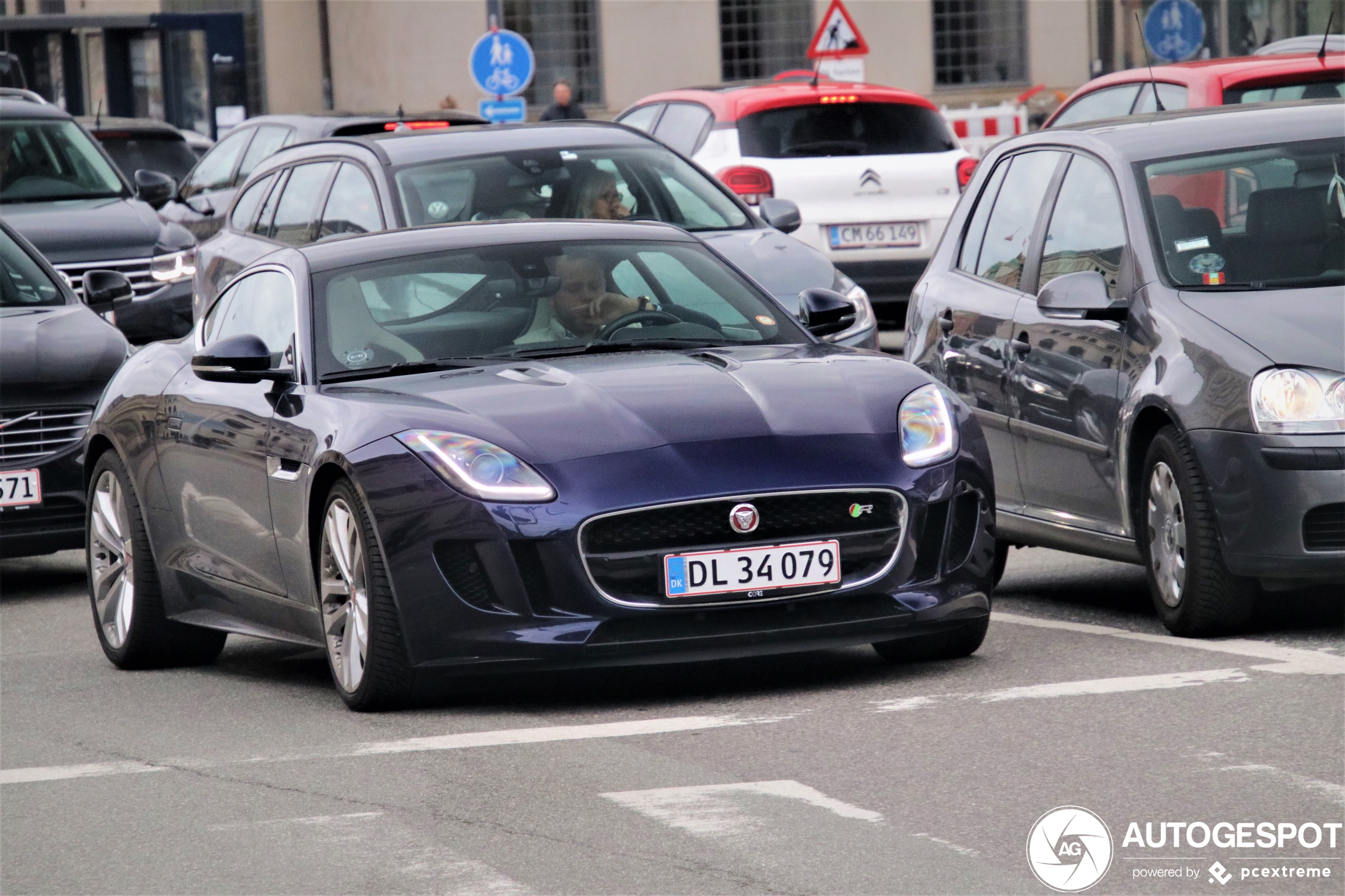 Jaguar F-TYPE R Coupé