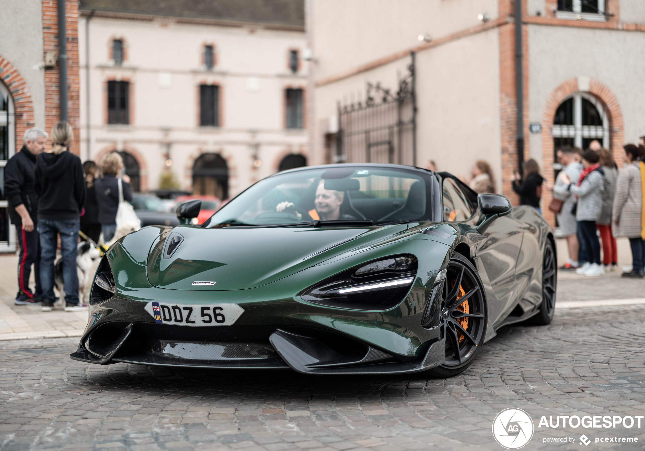 McLaren 765LT Spider