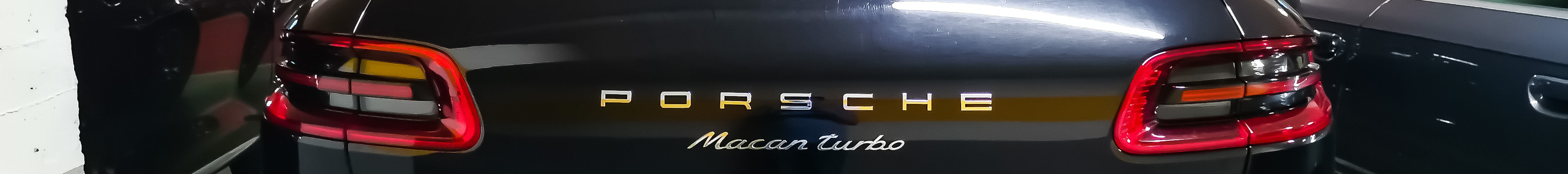 Porsche 95B Macan Turbo