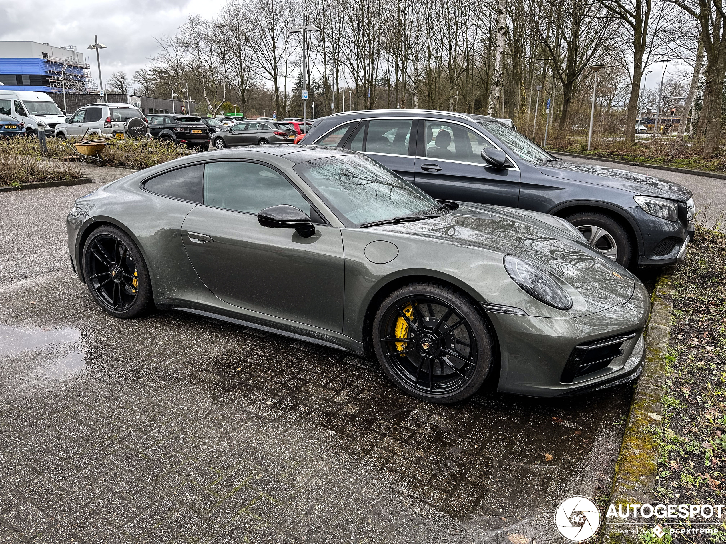 Porsche 992 Carrera GTS