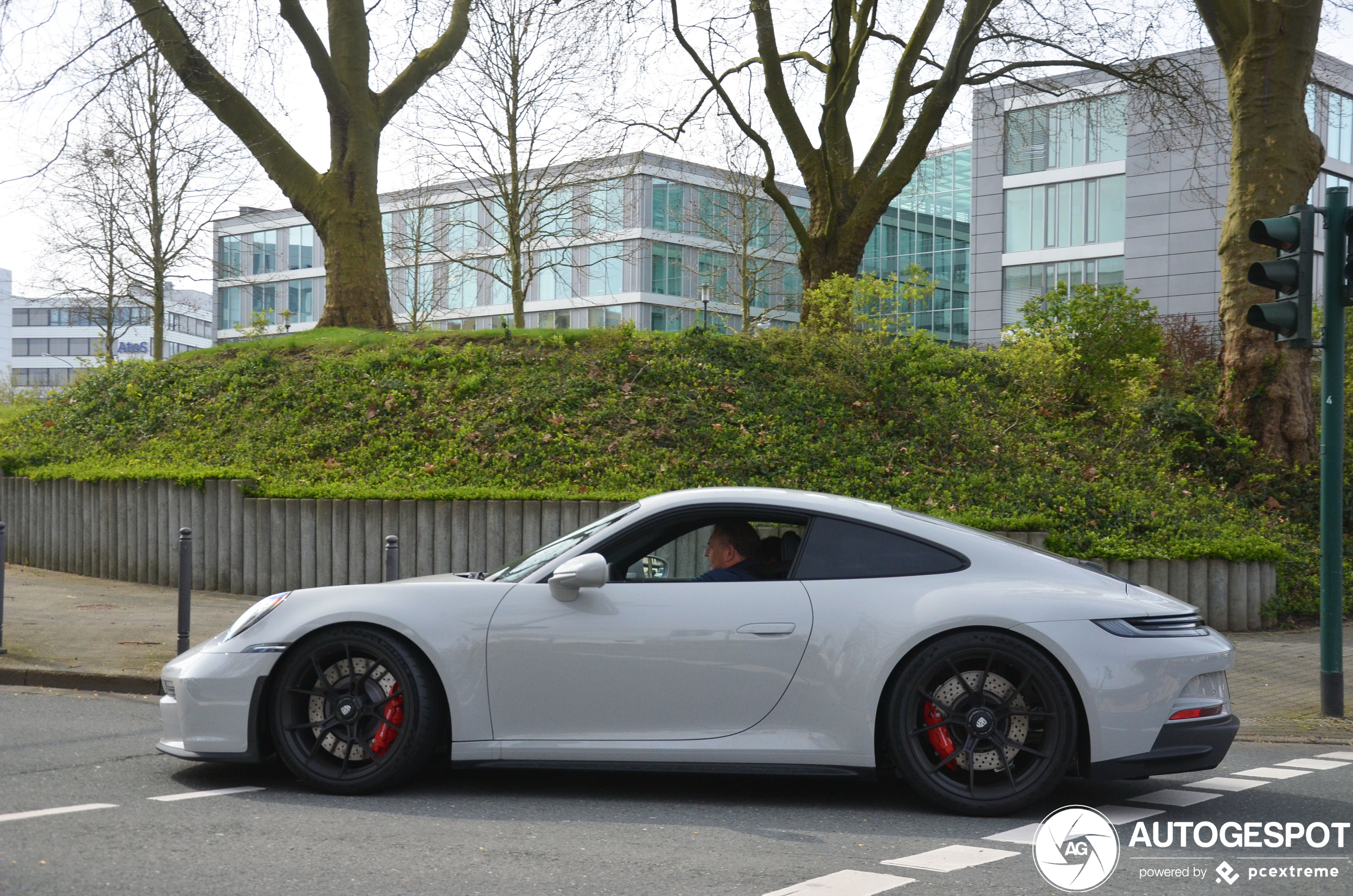 Porsche 992 GT3 Touring