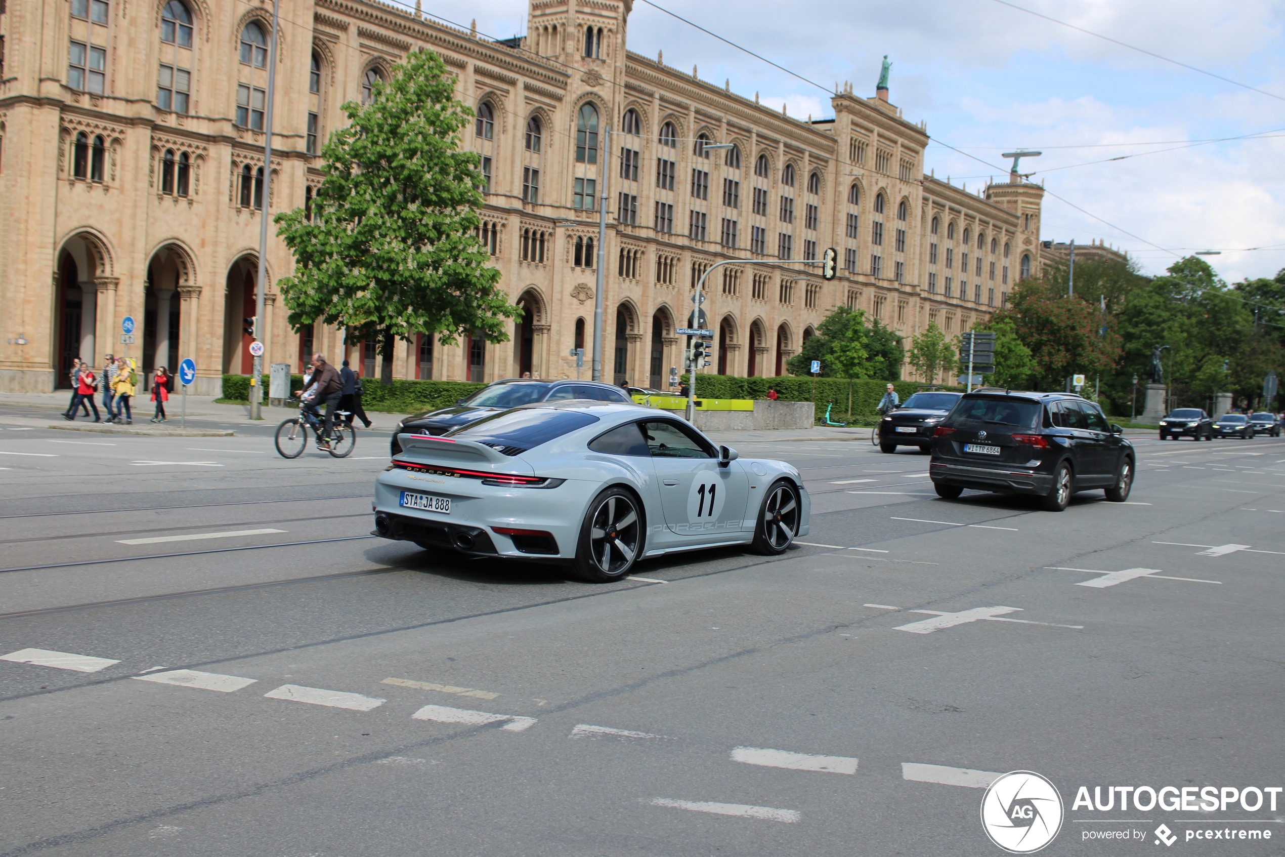 Porsche 992 Sport Classic