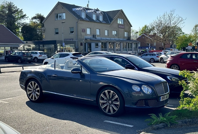 Bentley Continental GTC 2012