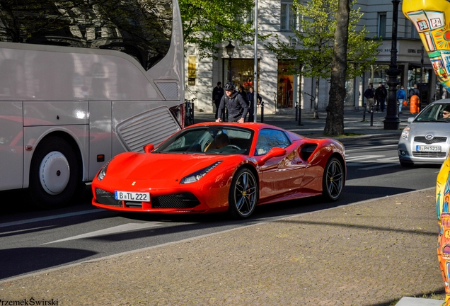 Ferrari 488 Spider