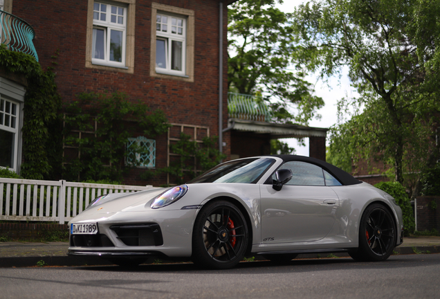 Porsche 992 Carrera 4 GTS Cabriolet